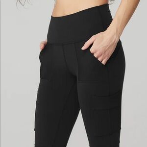 Alo Yoga - Cargo Tights - Black XS
